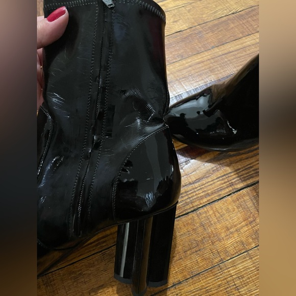 Louis Vuitton Bootie - Picture 4 of 4